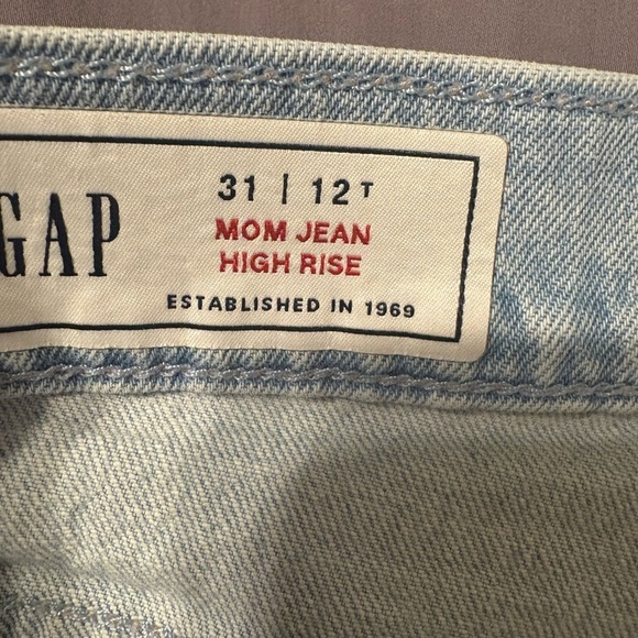 GAP Women's High Rise Jeans - Light Blue - Picture 2 of 9